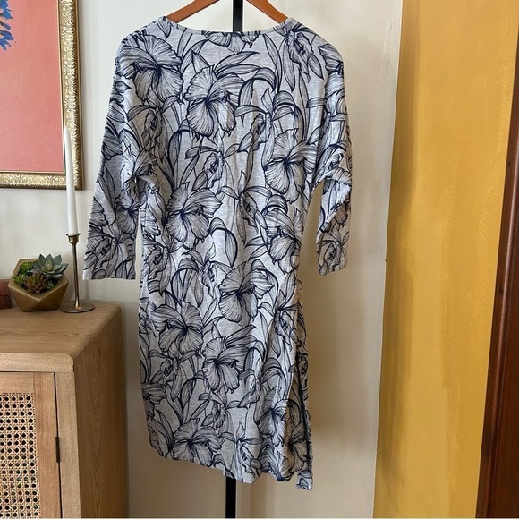 Tommy Bahama Heather Sands Dress Floral Wrap Tie Waist V-Neck Gray Blue Size M - Picture 5 of 7